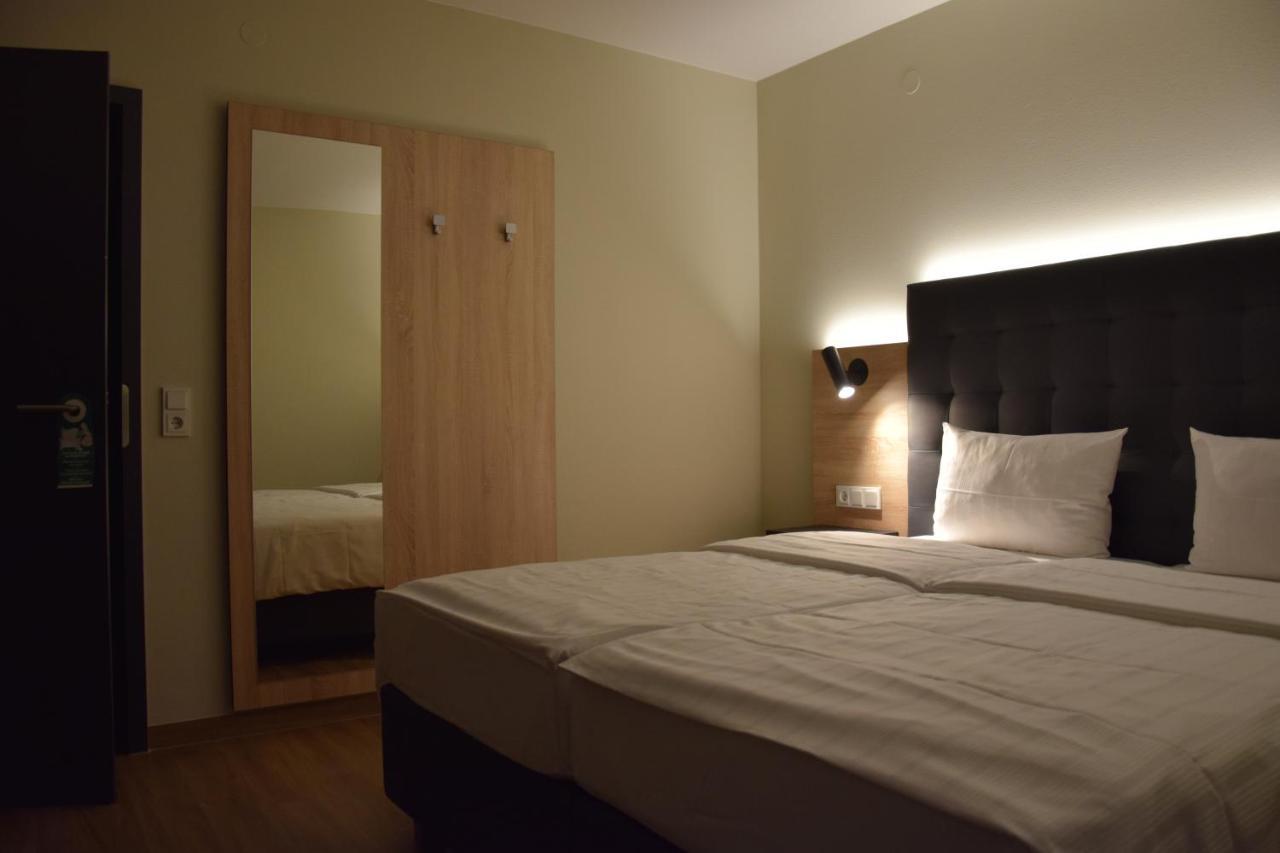 Hotel Kempf Dirmstein Bagian luar foto